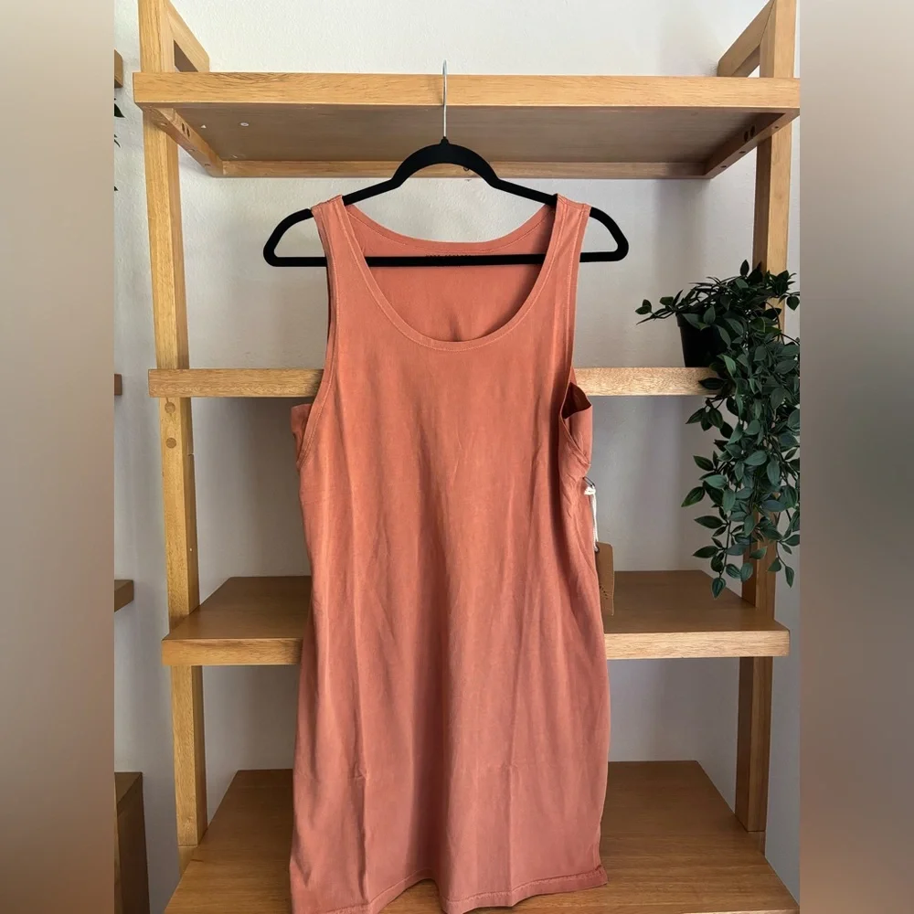 Sleeveless Rust T-Shirt Dress - Picture 11 of 11